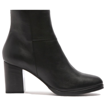 Chelsea boot